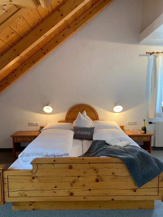 Ansitz Wirtsgut - Familienappartements In Den Bergen Леоганг Екстериор снимка