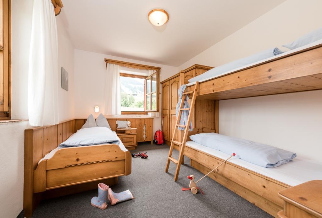 Ansitz Wirtsgut - Familienappartements In Den Bergen Леоганг Екстериор снимка